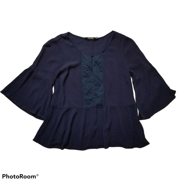 Doe & Rae Small Navy‎ Blue Boho top 3/4 Bell sleeve - Picture 1 of 5